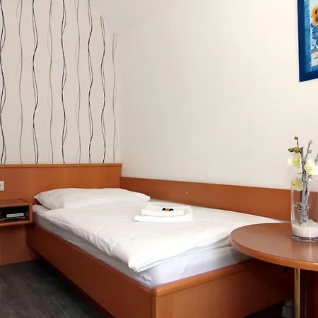 Messeblick Szálloda